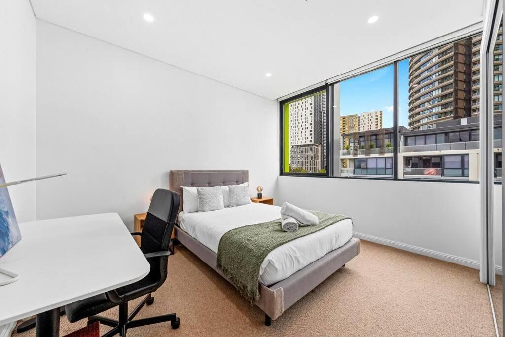 Four Bedroom Apartment With Facilities In Olympic Park Sydney Eksteriør bilde