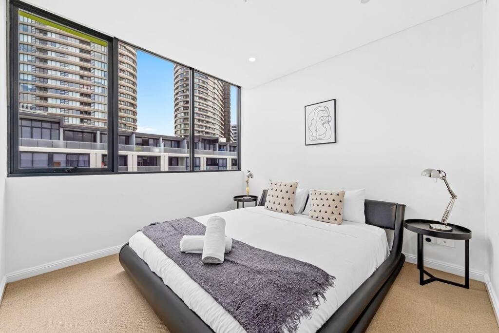 Four Bedroom Apartment With Facilities In Olympic Park Sydney Eksteriør bilde
